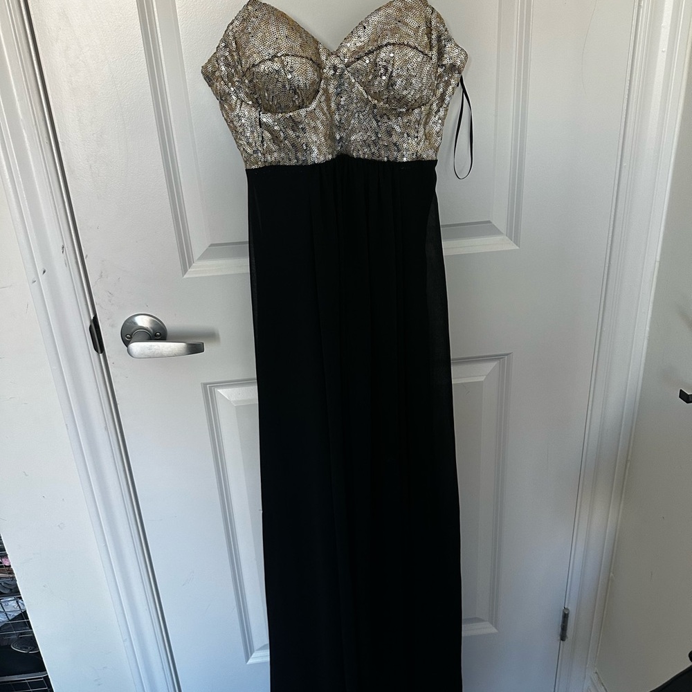 Elegant Strapless Black and Silver Evening Dress